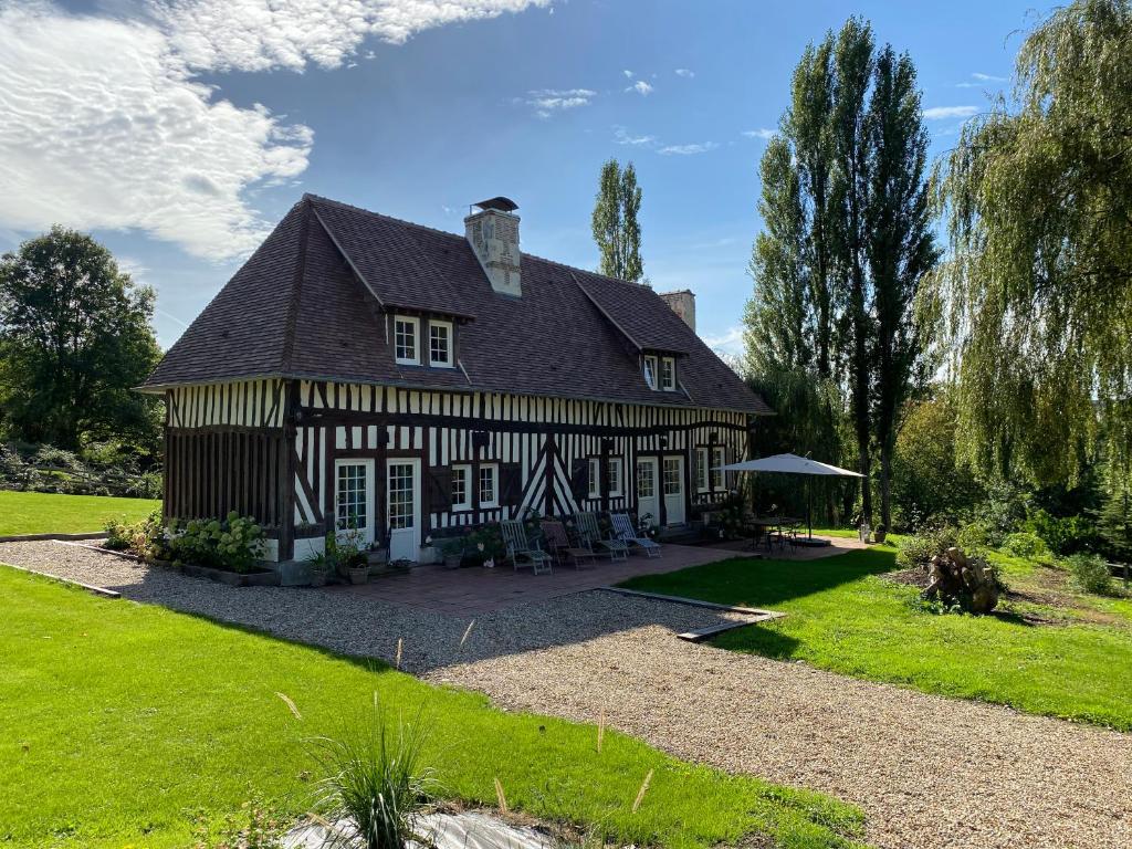 Photo de la galerie de l'établissement La longère de Mathilde, à Manneville-la-Pipard