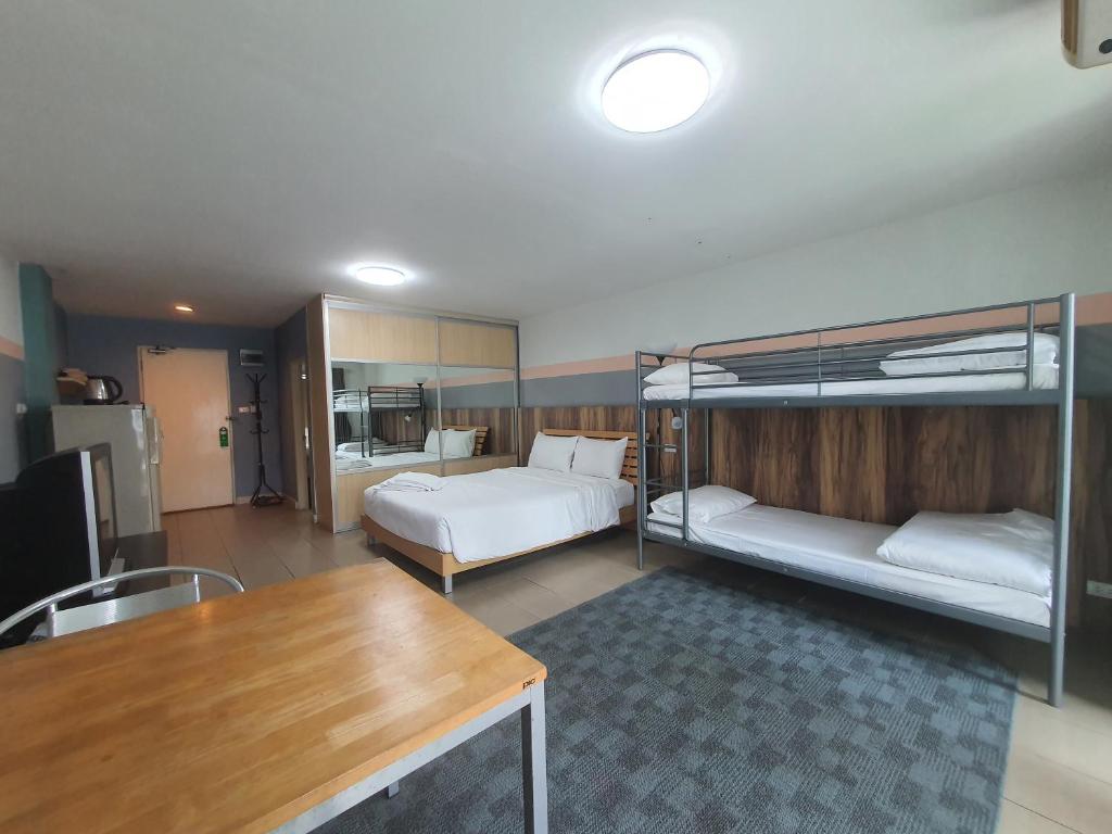 The Studio at Sathorn Terrace - Deluxe Family Room