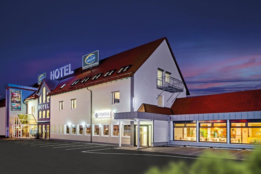 Budova, kde se hotel nachází