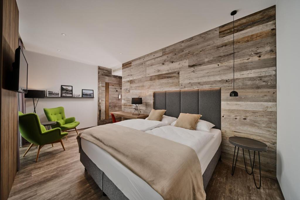 Postel nebo postele na pokoji v ubytování Seehotel im Weyer