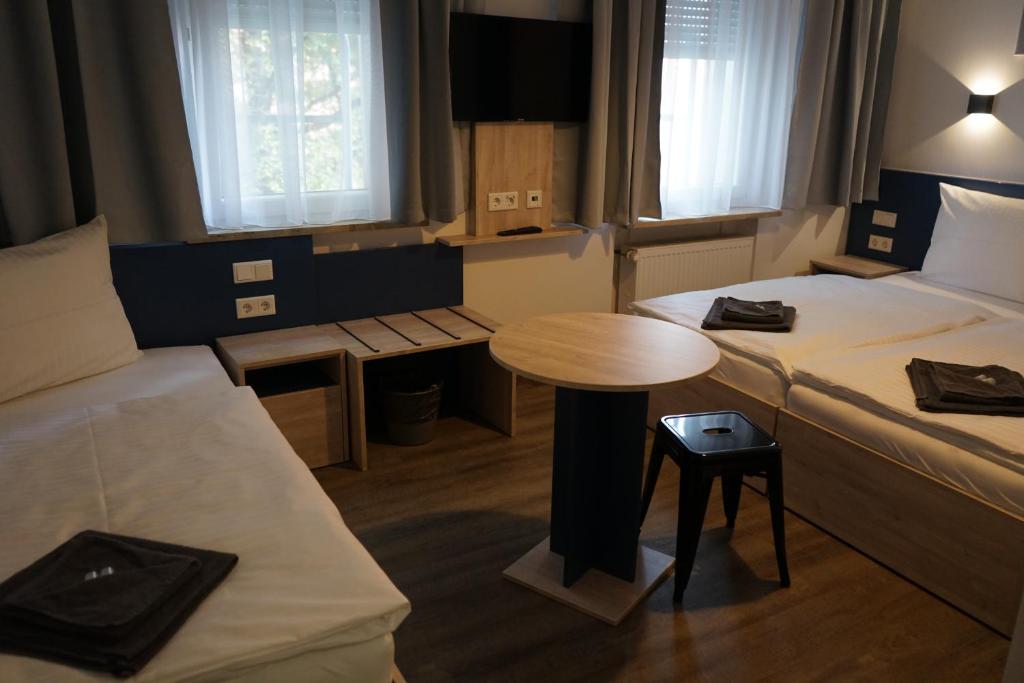 Hotel Central City Hbf Nürnberg Garni - Resim 19