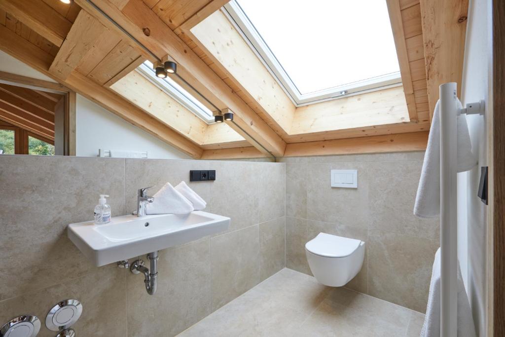 Koupelna v ubytování Zugspitzerei - Premium Chalet Ferienwohnungen