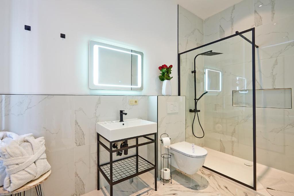 Hotel Les Ecrins - Resim 15