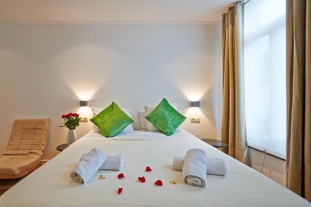 Hotel Les Ecrins - Resim 18