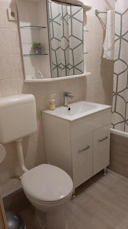 Kúpeľňa v ubytovaní Berik Apartman