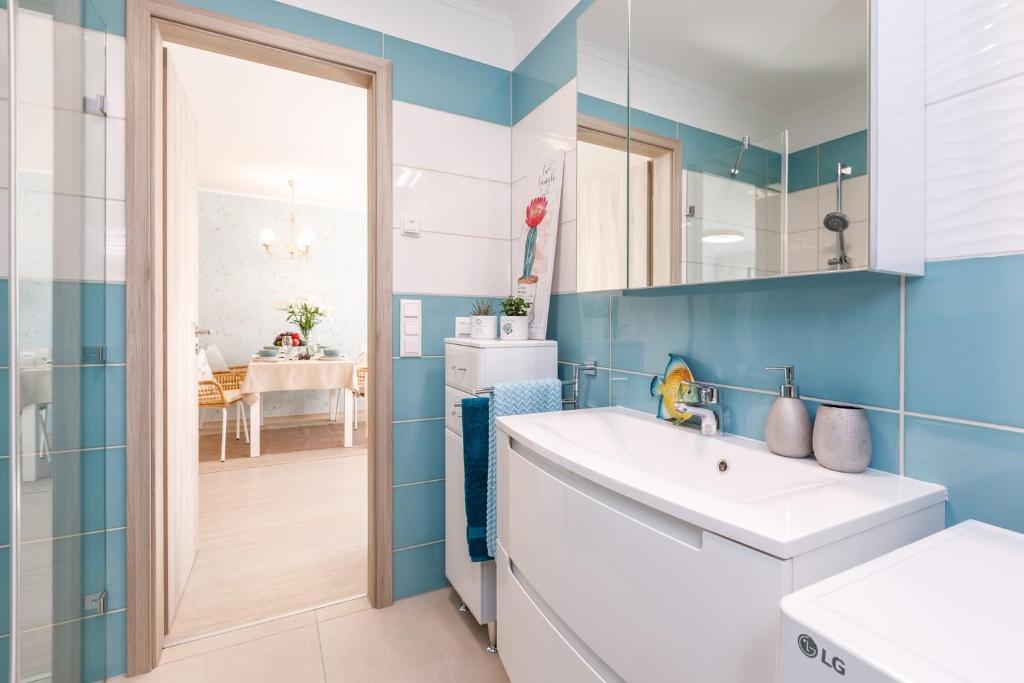 A bathroom at VeronikApartman - brand new & cozy - with underground garage