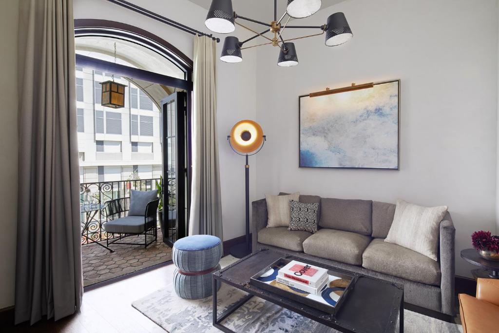 Hotel Figueroa, Unbound Collection by Hyatt photo