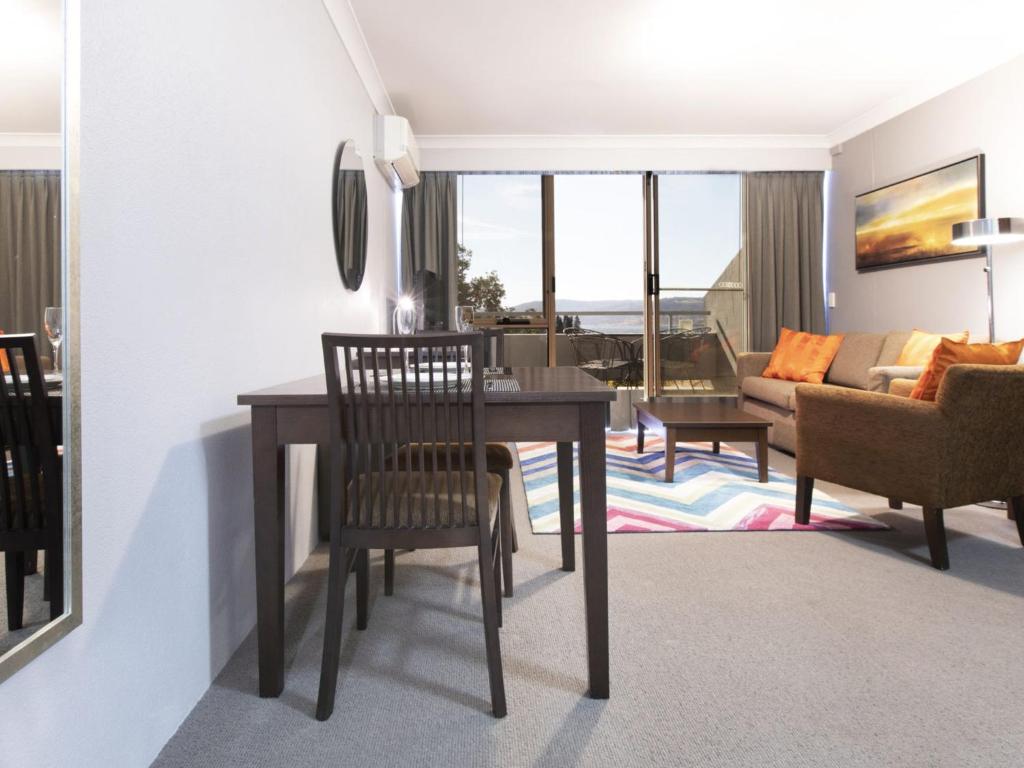 Vacation Home Horizons 418 Lake Jindabyne Waterfront, Australia