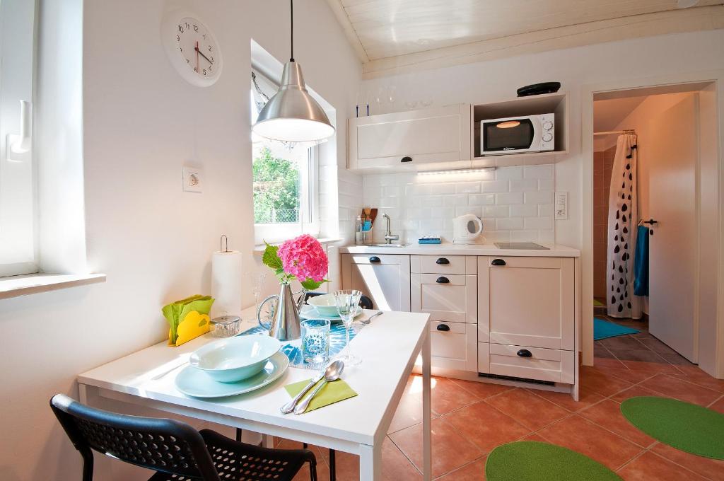 Apartments Your Colourful Ljubljana Home - 