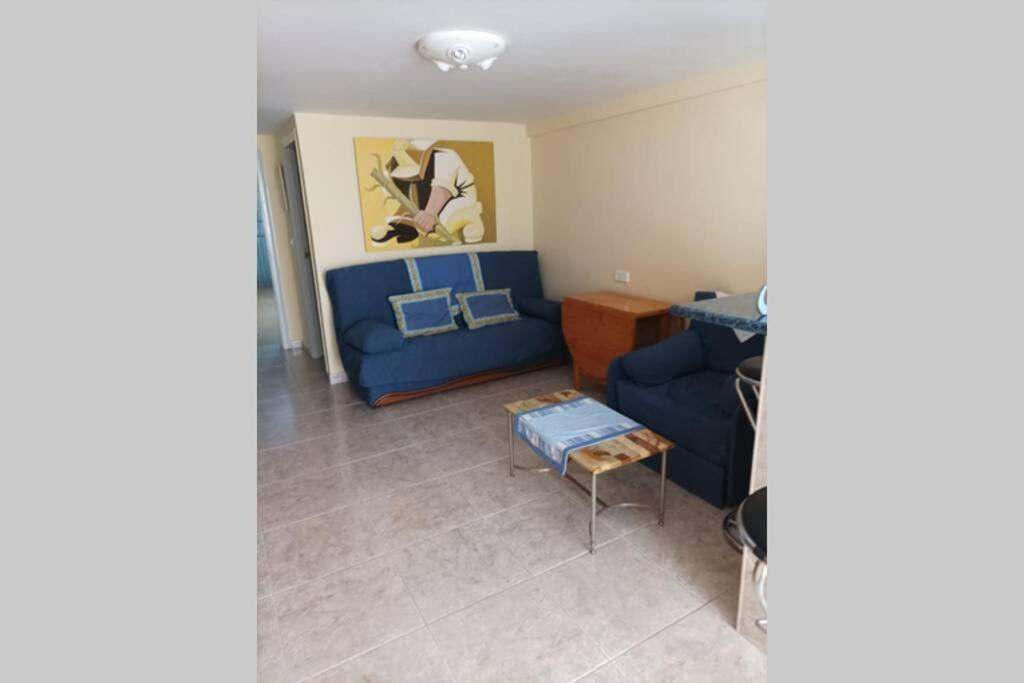 Posedenie v ubytovaní Studio dans un endroit calme et discret d Empuria