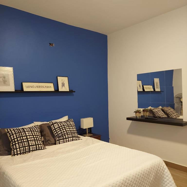 COCO Guesthouse - Deluxe Queen Room