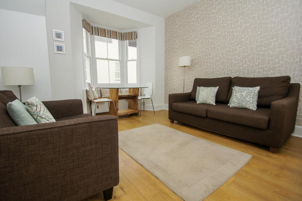 Gallery image of Marine Cottage - Parking - by Brighton Holiday Lets in Brighton & Hove