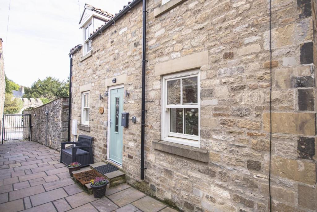 Middle Row Cottage
