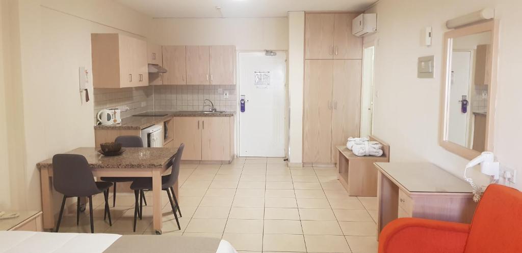 Senator Hotel Apartments - Adults Only - Studio Superiore