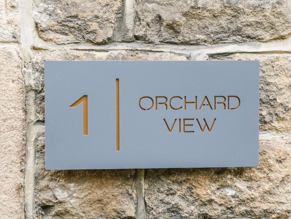1 Orchard View