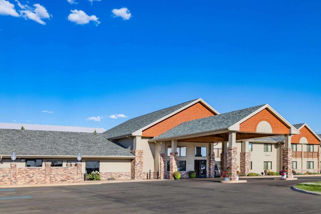 a rendering of the front of a hotel at AmericInn by Wyndham Havre in Havre