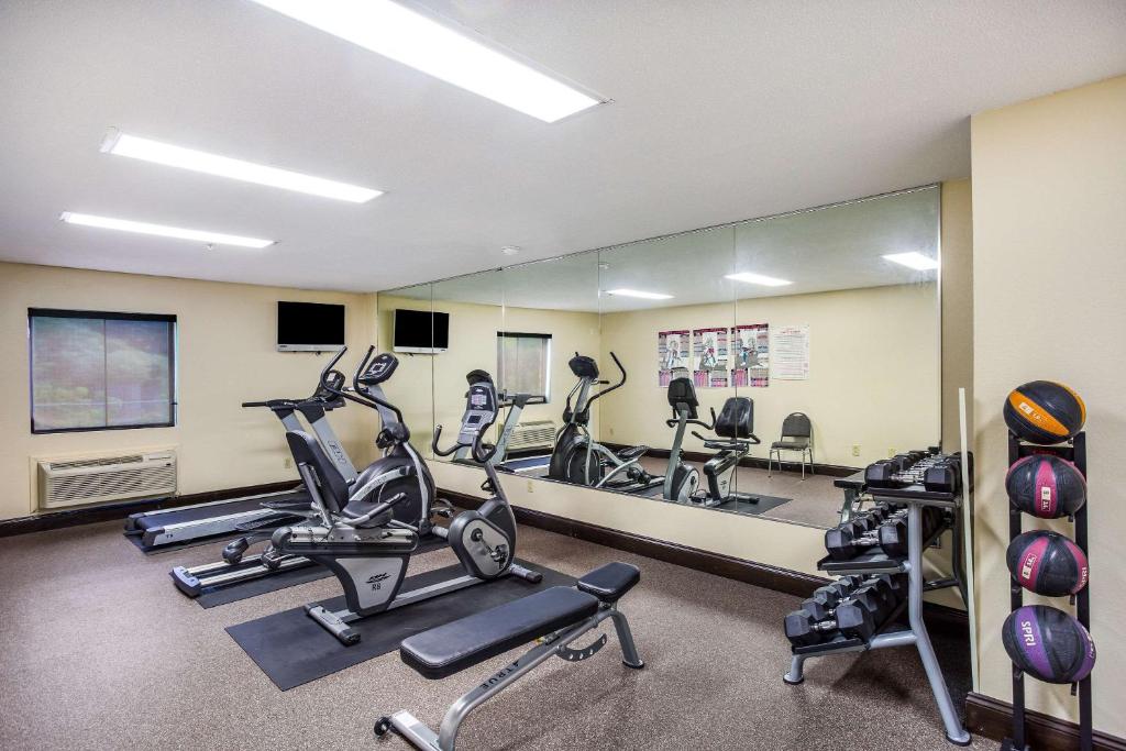 Comfort Inn Charleston South photo