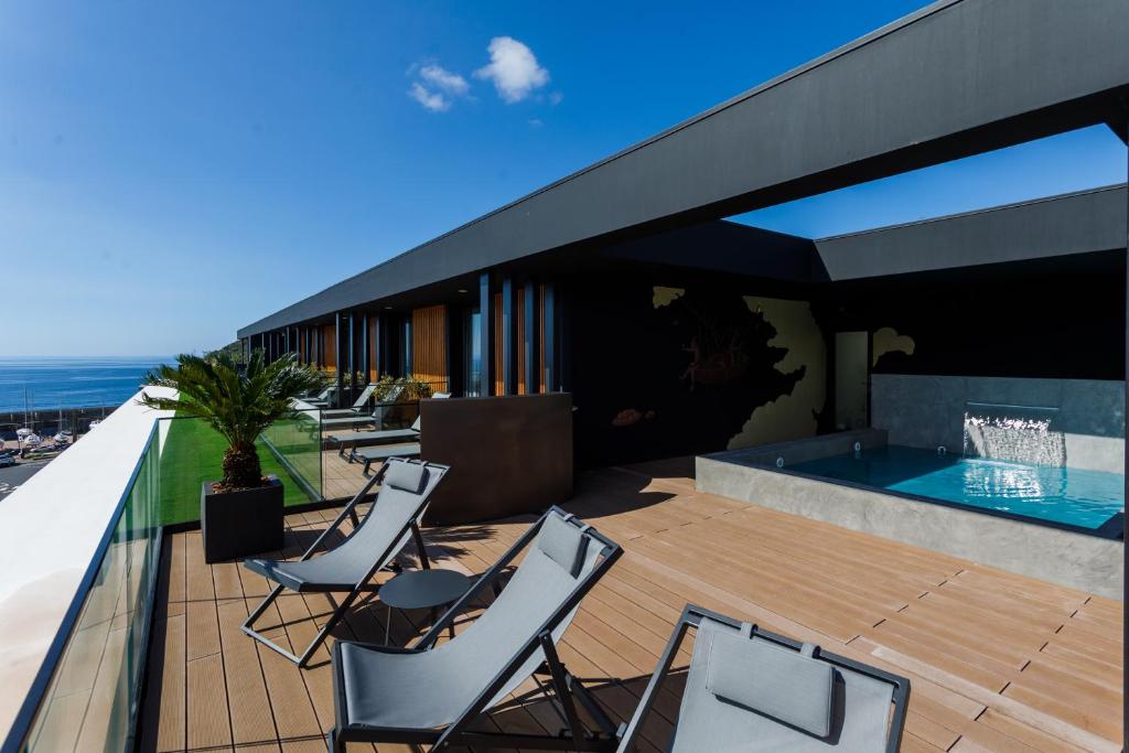 The Shipyard - Angra - Resim 10