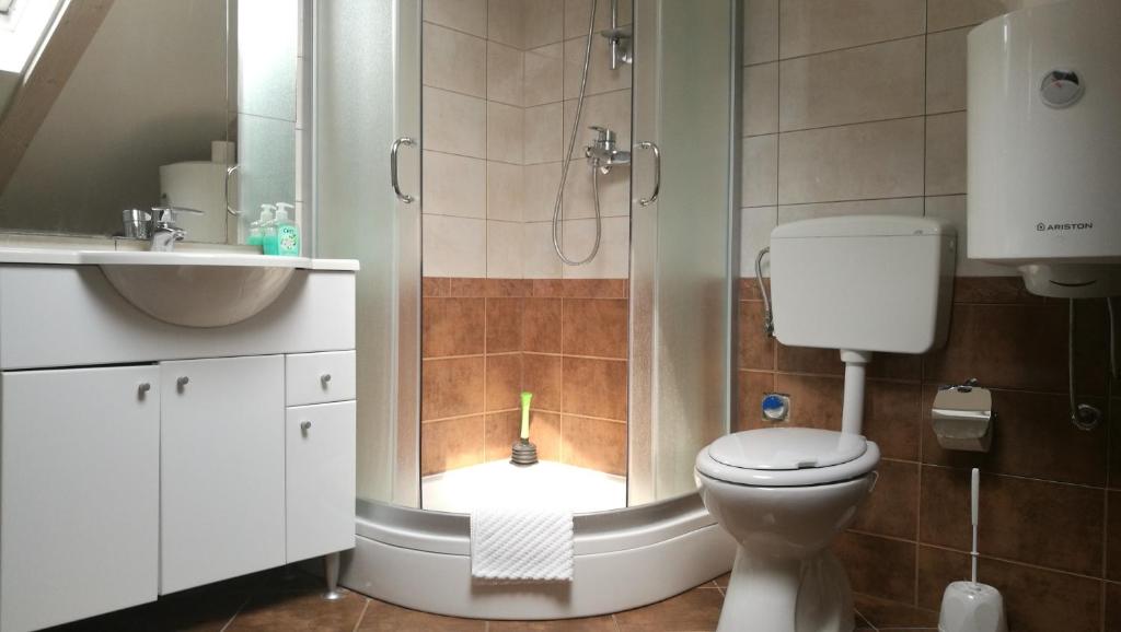 Koupelna v ubytování Apartmani RUBESSA