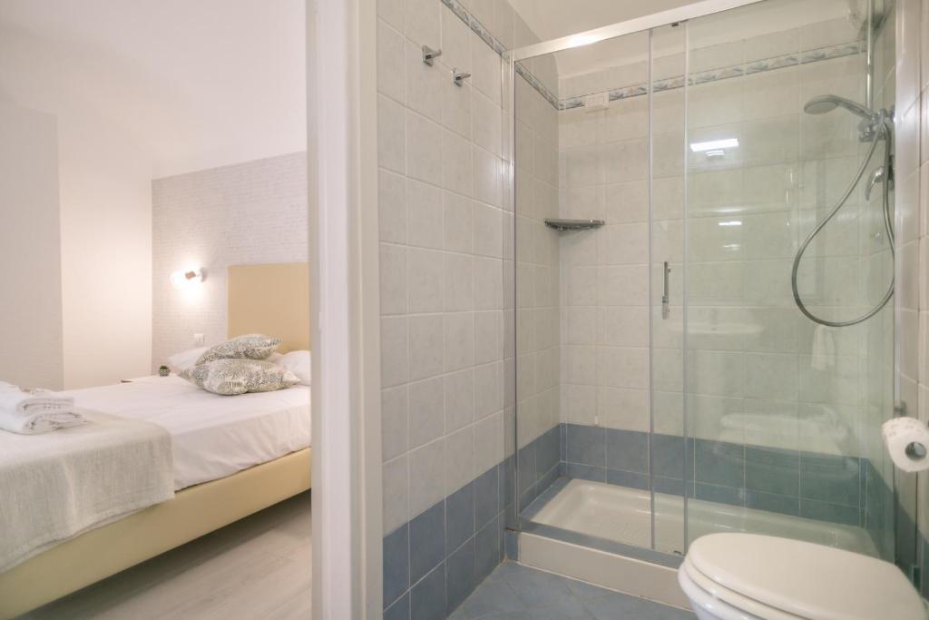 Kúpeľňa v ubytovaní White Candia Guesthouse