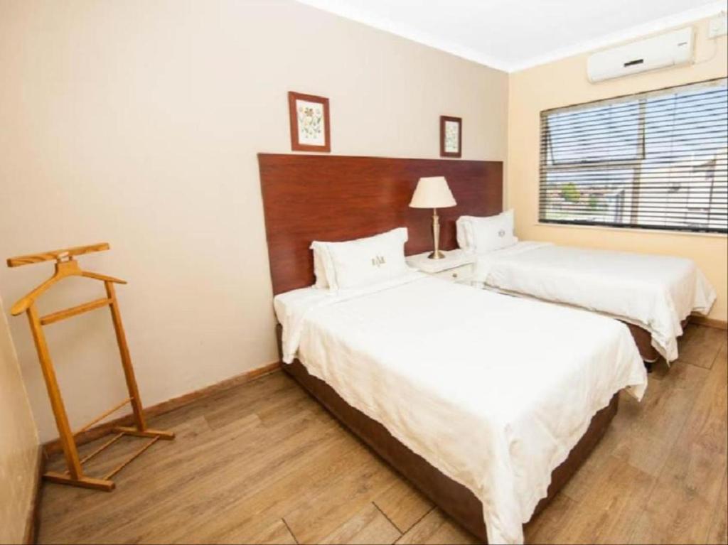 Vetho 2 Apartments OR Tambo Airport - Two-Bedroom Apartment