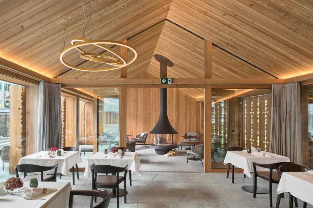 Posezení v ubytování Hotel Post Andeer