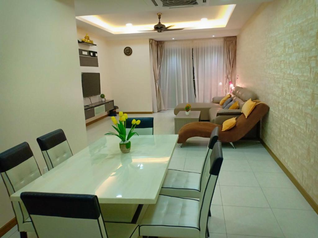 Posezení v ubytování Sekinchan HighLevel SeaView Homestay 高楼 看海 阳台民宿