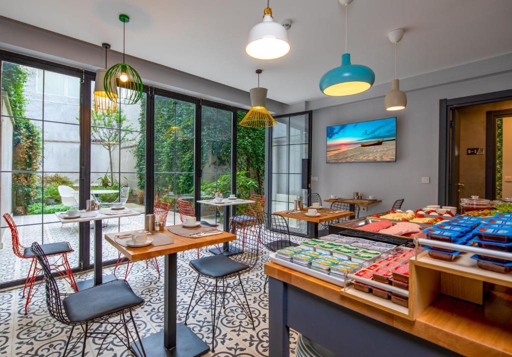 هتل گرین طوطی استانبول - Green Parrot Hotel Istanbul، هتل گرین طوطی استانبول
