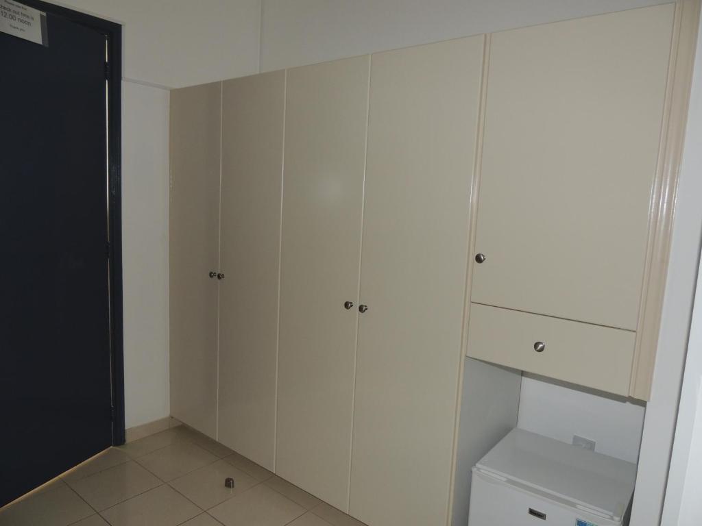 Φωτογραφία από το άλμπουμ του West End Hotel στην Πέγεια