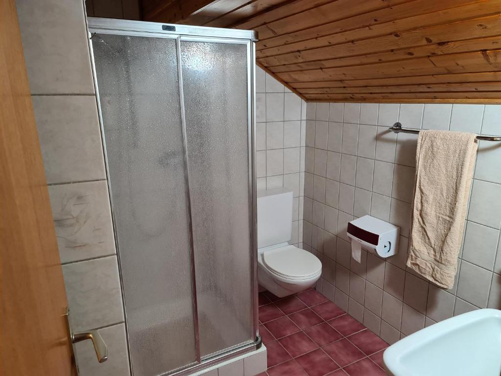 Koupelna v ubytování Auberge de Ballens