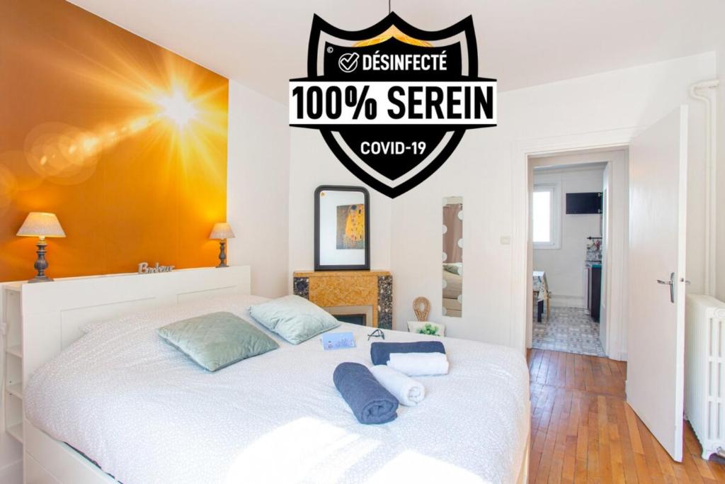 Postel nebo postele na pokoji v ubytování L'Aparté HYPER CENTRE LUMINEUX