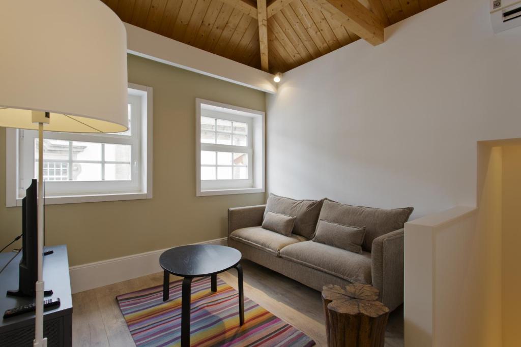 RVA - Clerigos Apartments - Apartment With Skylight