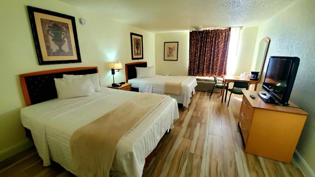 Monumental Movieland Hotel - Chambre Double Standard Avec Deux Lits Doubles