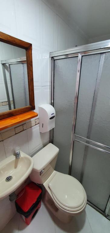 Koupelna v ubytování Hotel Picasso 70