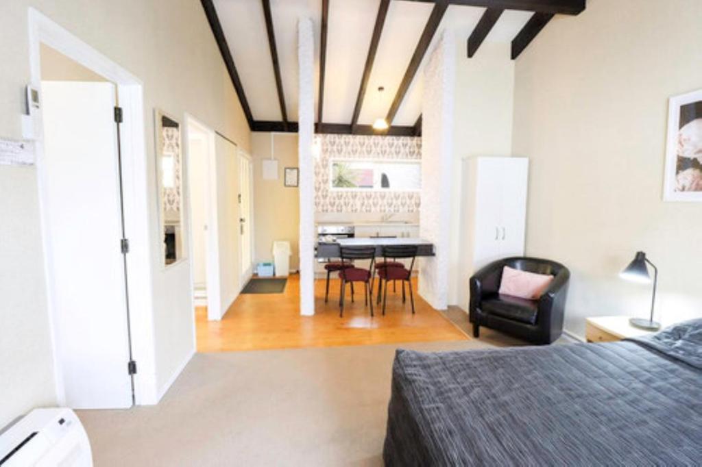 Aztec Motel - Resim 5