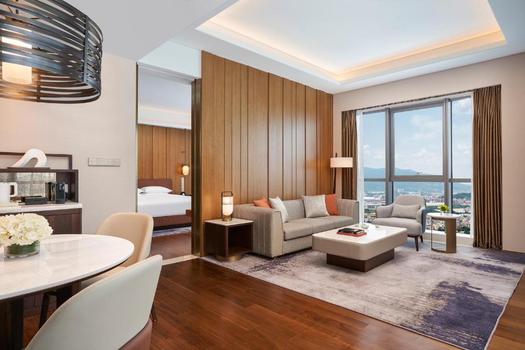 Hyatt Regency Guangzhou Zengcheng - Deluxe Regency Suite