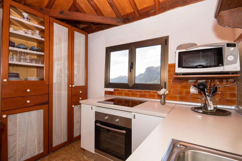 Kuchyň nebo kuchyňský kout v ubytování La Ventana del Bentayga