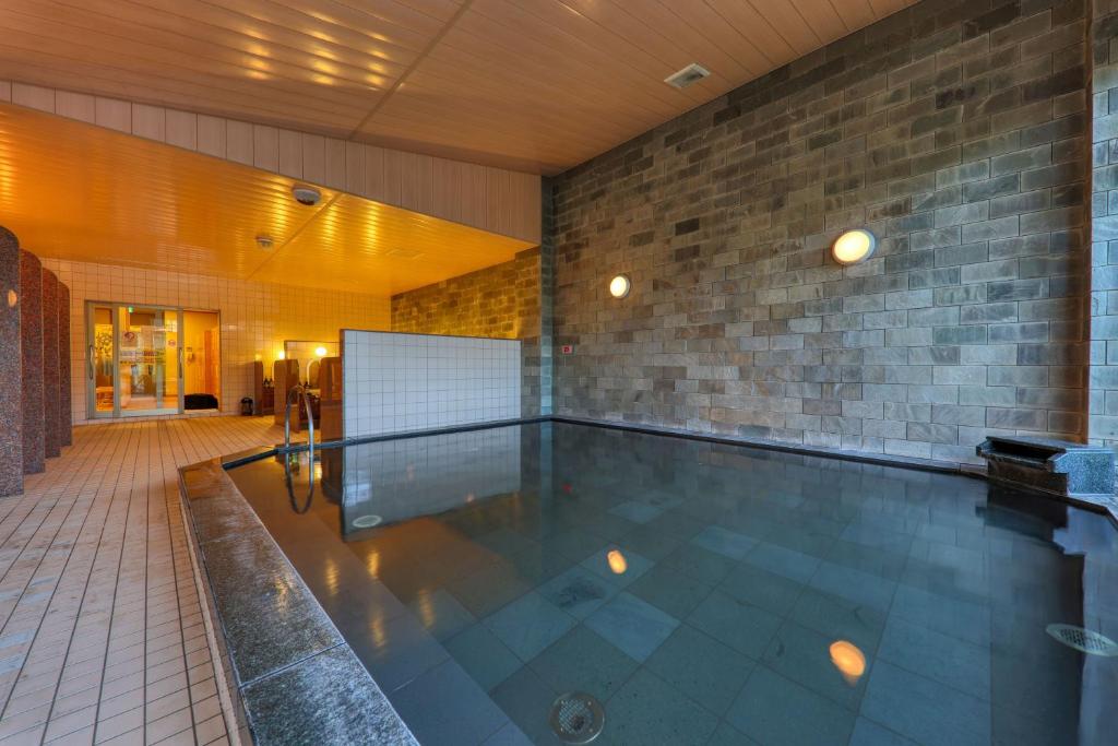 Bazén v ubytování Fuji Matsuzono Hotel nebo v jeho okolí