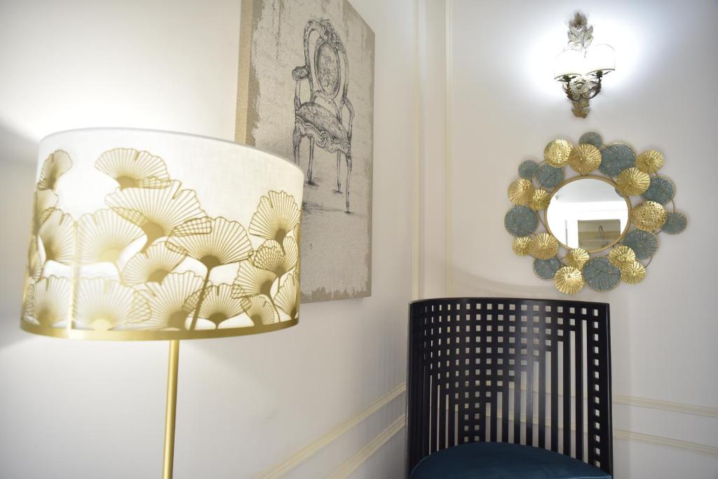 Home dentro il teatro - 16