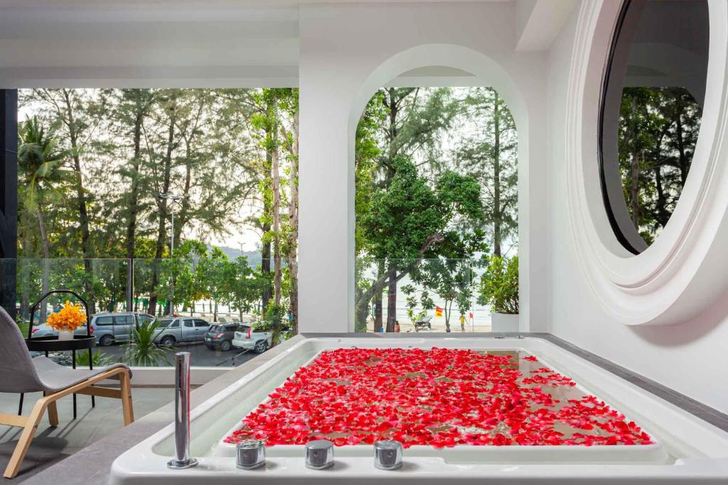 Zahrada ubytování Anona Beachfront Phuket Resort-SHA EXTRA PLUS