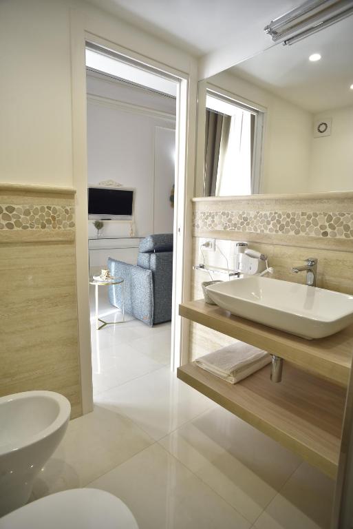 Home dentro il teatro - 18