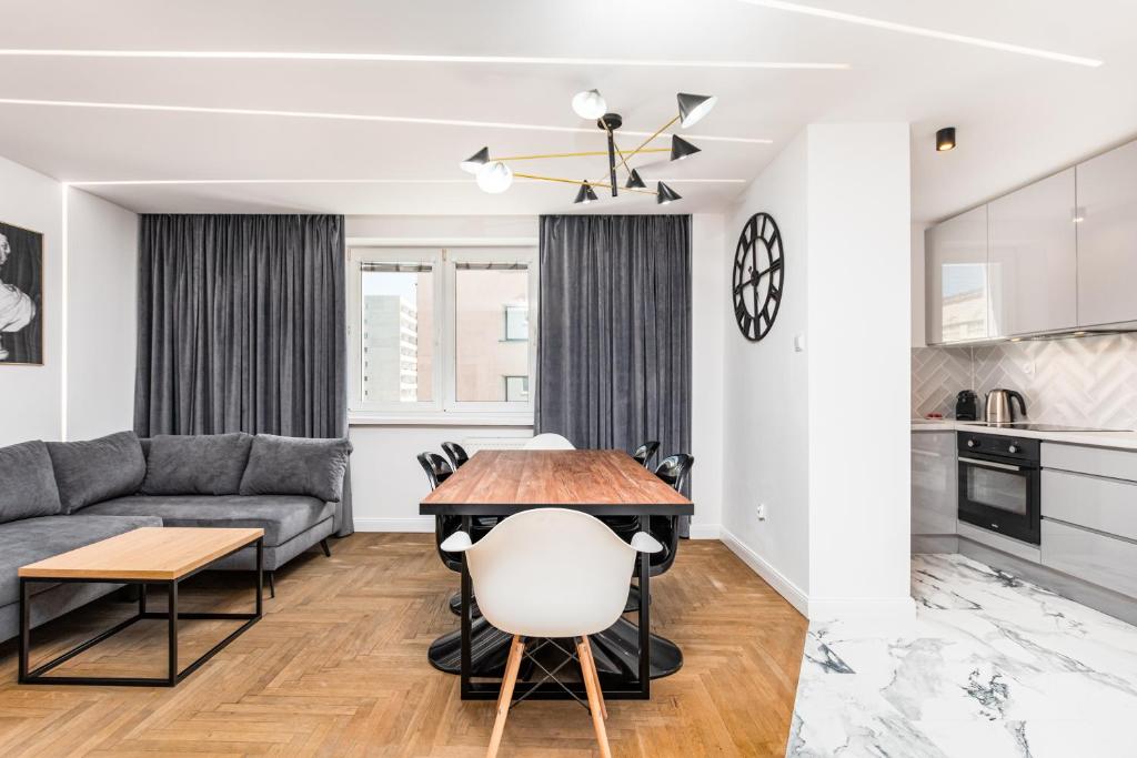 Kuchyňa alebo kuchynka v ubytovaní Apartament Moniuszki by Your Freedom