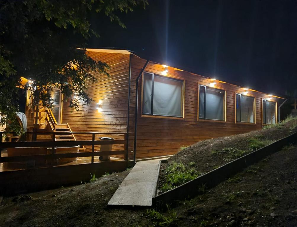 Zgradba, v kateri se nahaja gostišče