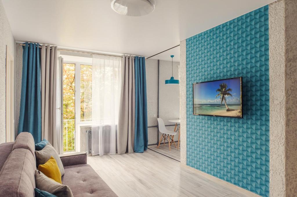 Apartments on Ploscha Yakuba Kolasa - отзывы и видео