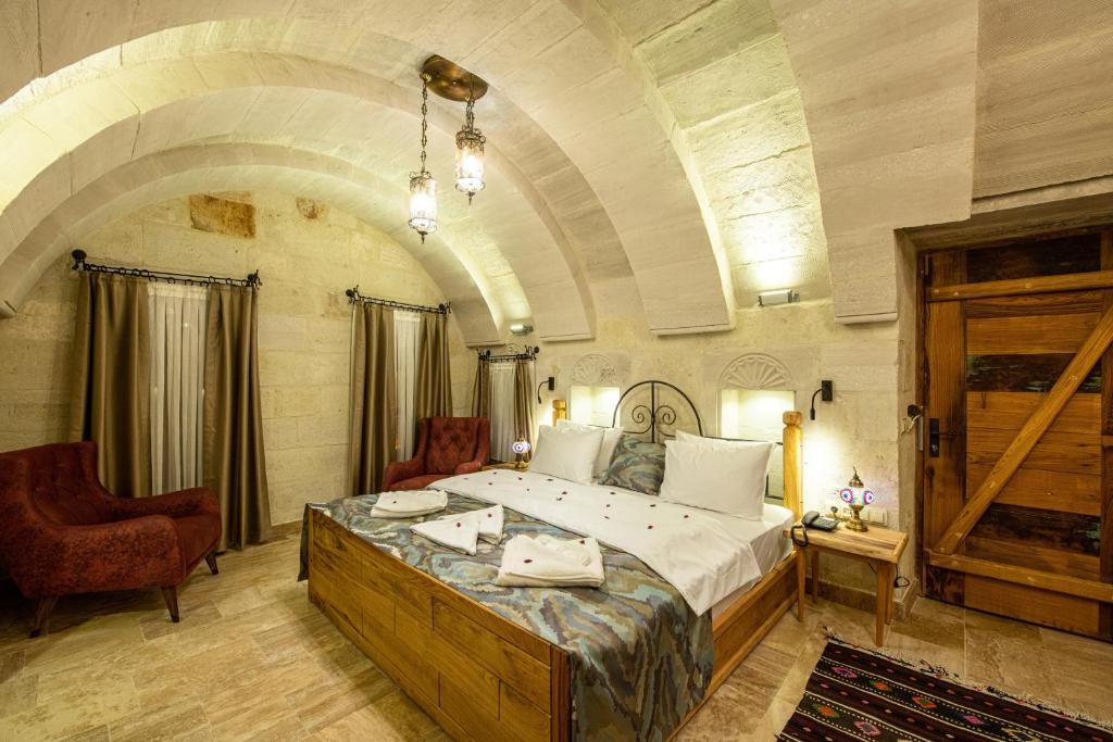 Charming Cave Hotel - 19