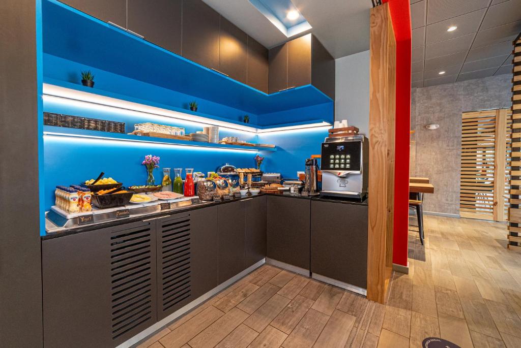 A cozinha ou kitchenette de ibis budget Lima Miraflores