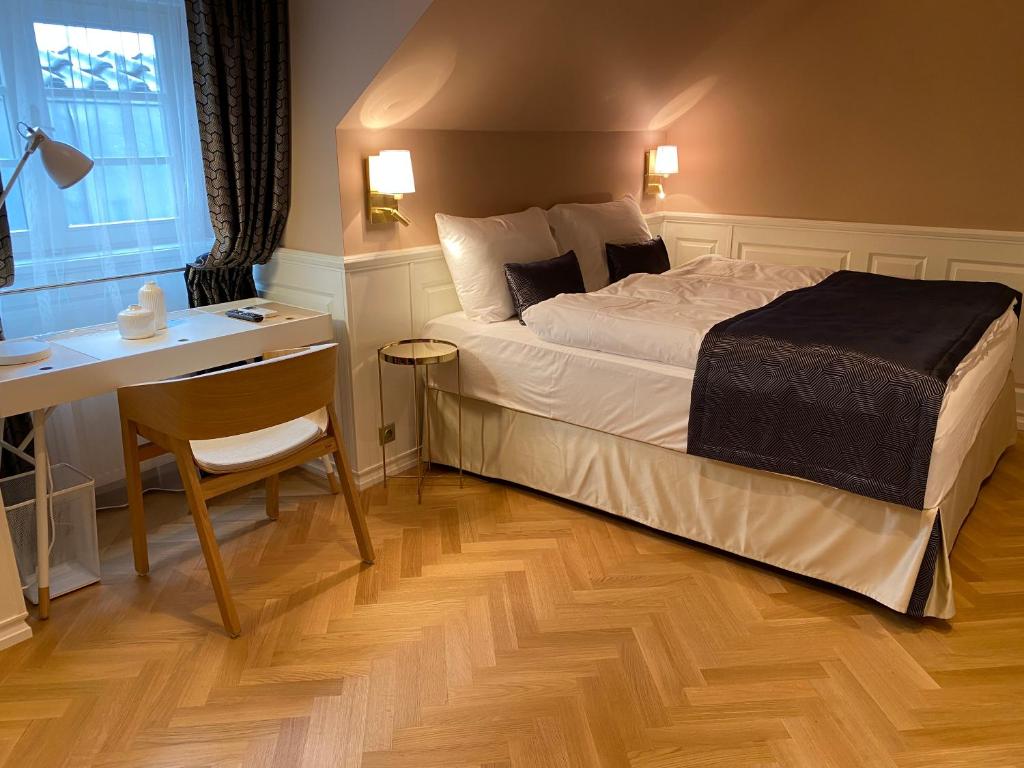 Hotel & Restaurant Chateau Trnová - Superior Double Or Twin Room