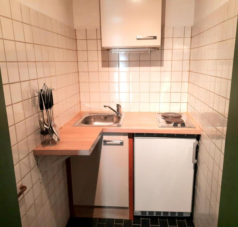 Kuchnia lub aneks kuchenny w obiekcie Apartments Edenhof