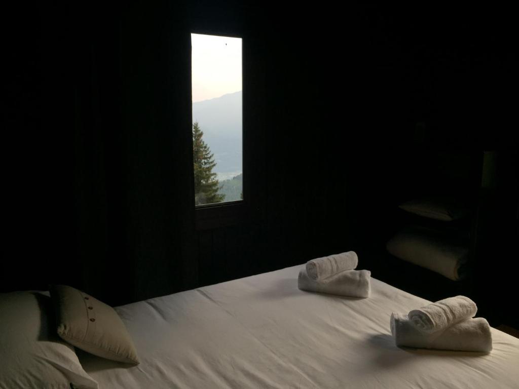 Postel nebo postele na pokoji v ubytování Do-Minus Boutique Home & Private SPA Cà Pedrot Mountain Cottage