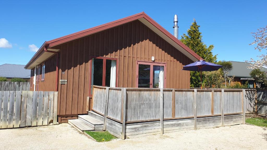 Το κτήριο όπου στεγάζεται  η παραθεριστική κατοικία